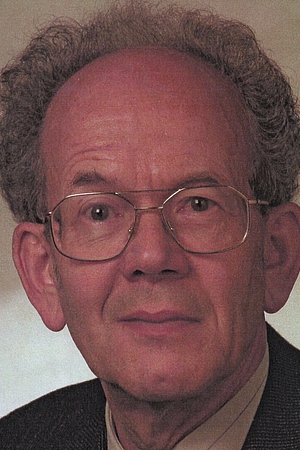 Dr. Walter Ebner